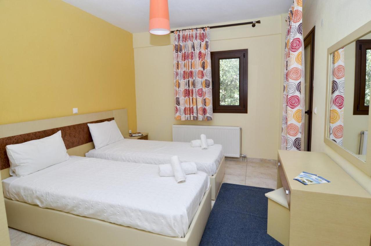 Moonbeam Hotel Potos Extérieur photo