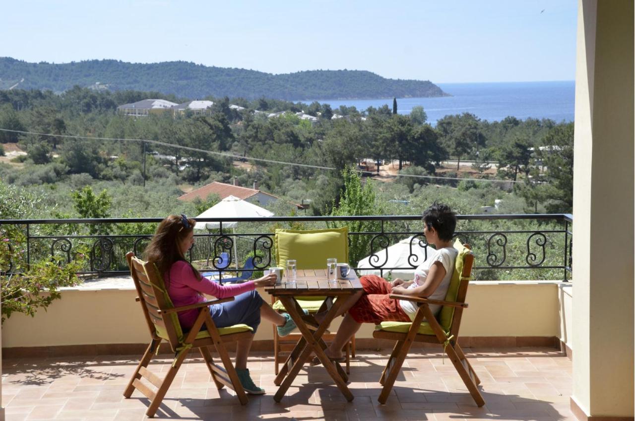 Moonbeam Hotel Potos Extérieur photo